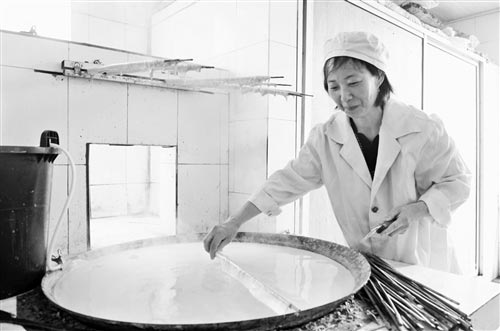 走規(guī)模化品牌化路子,梁平禮讓鎮(zhèn)古老行當(dāng)獲新生